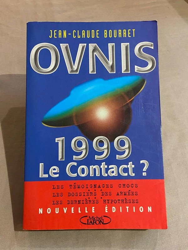 OVNIS 1999 le contact ?