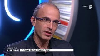 Yuval Noah Harari signe « Homo deus. Une brève histoire de l’avenir »